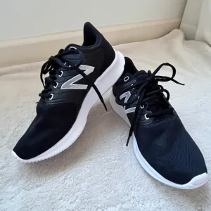 New Balance Dynasoft 068 V1 Running Shoe Women Size 8.5