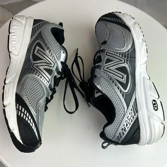 New Balance Men’s Running 540 V2Black Silver XLT Footbed Athletic Shoes