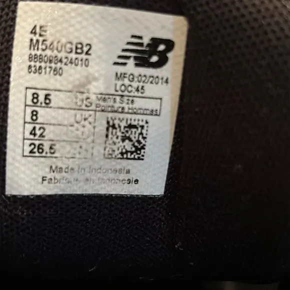 New Balance Men’s Running 540 V2Black Silver XLT Footbed Athletic Shoes