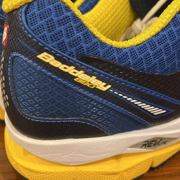 New Balance MR890BY 890 shoes sneakers new running Men’s Size 8.5