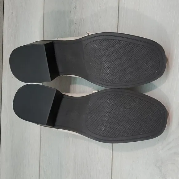 NEW Bandolino Womens Misha3 Croc Heels Shoes sz 10M