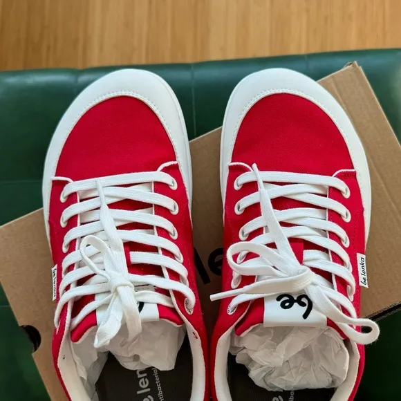 NEW Barefoot sneakers Be Lenka, red and white, size eu 40, us 9., unisex
