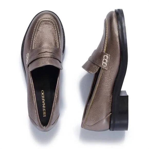 NEW BERNARDO women tabitha loafer in pewter