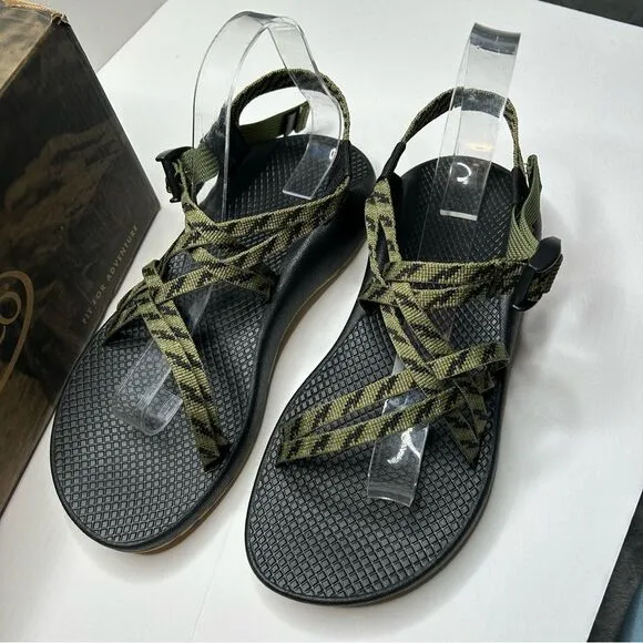 New Chaco Green and Black Sandals 10 ZX1 Classic