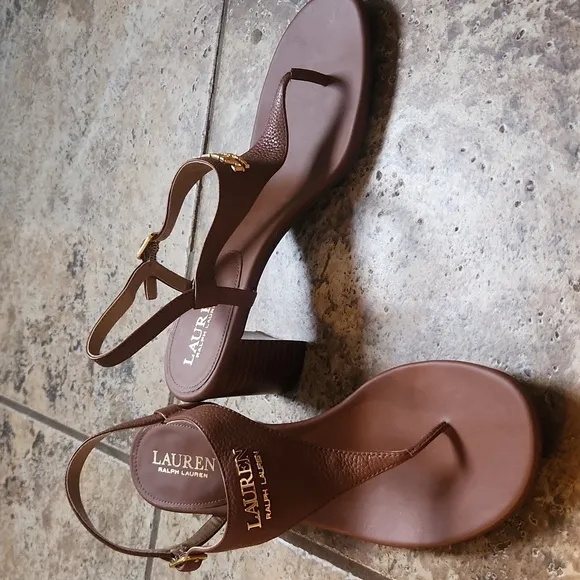 *New Condition* Lauren Ralph Lauren Sandals