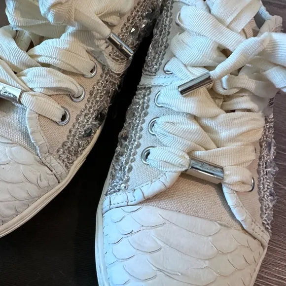 NEW Donald J   Lisa Pliner Midori Crystal Sneakers, 8,5M