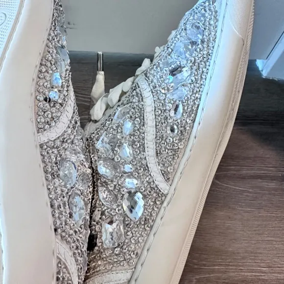 NEW Donald J   Lisa Pliner Midori Crystal Sneakers, 8,5M