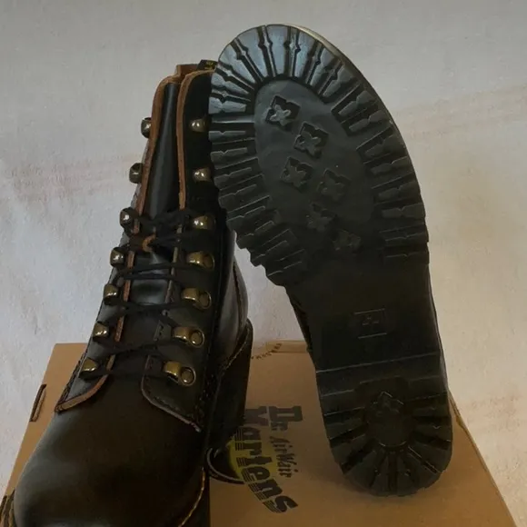 NEW DR MARTENS Leona Black Women's Boots by