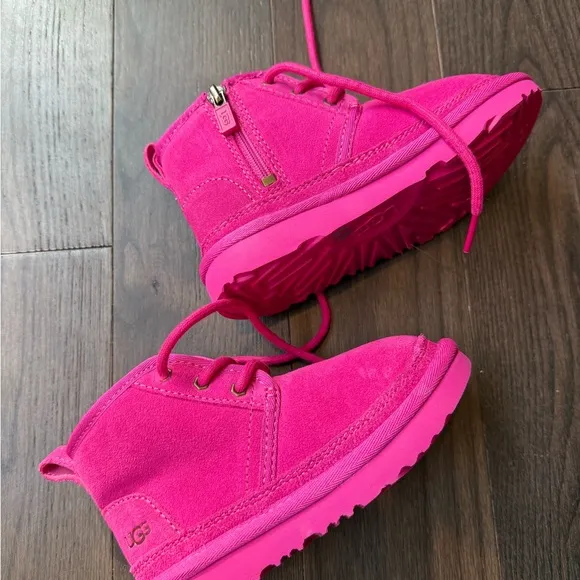 New Girls UGG boots girls size 11