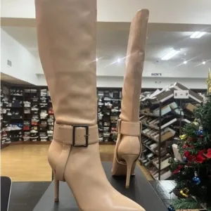 New In Box AAJ By Aminah Elegant Tan Knee-High Women's Boots