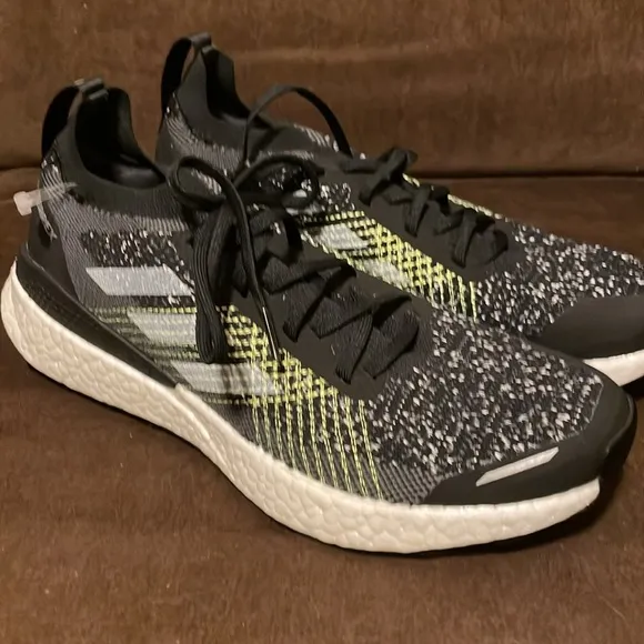 New in Box Adidas Terrex Two Ultra Boost Running Trail Shoes Womens 9.5 US 42EUR