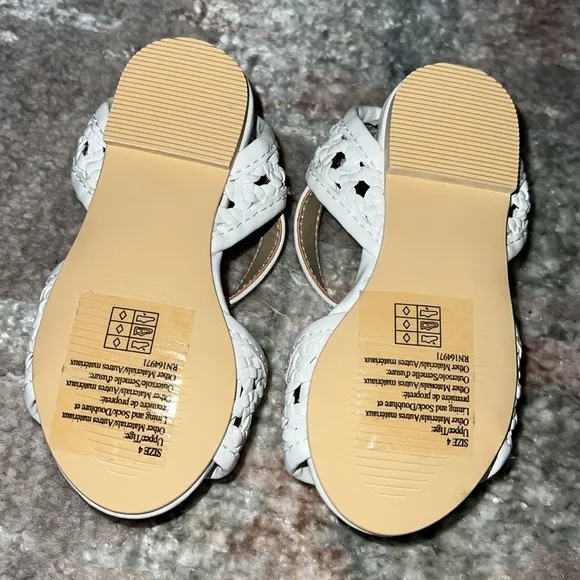 NEW JANIE &amp; JACK SANDALS 4C