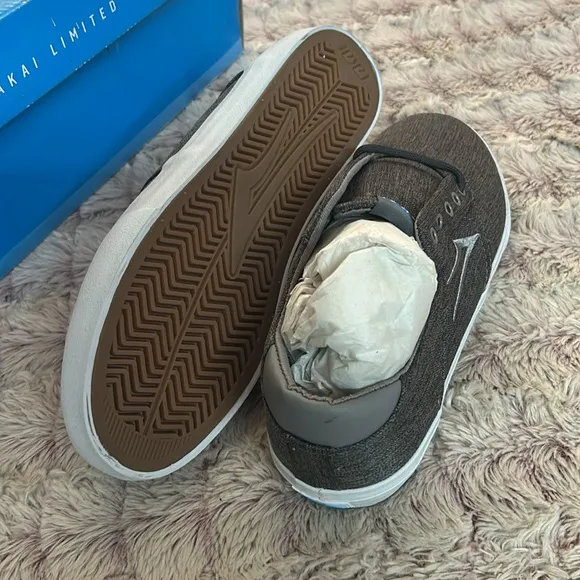 New Lakai Porter sneakers size 8