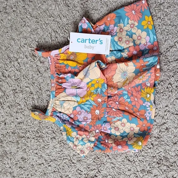 NEW LOT of 4 Baby Girl pieces Carter shirt  blanket   sandals   mittens