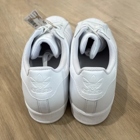 NEW Men’s Adidas Superstar Sneakers