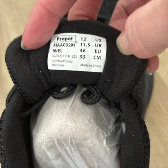 NEW Men’s Propét Stability Fly Narrow Fit Sneakers