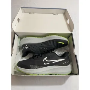 New Mens Size 10 - Nike Air Zoom Pegasus 39 Shield Black Dark Grey DO7625 002