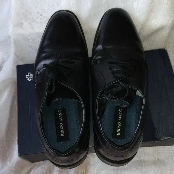 New men’s Sz 8W Bruno Marc classic Prince wide business to casual Oxford shoes