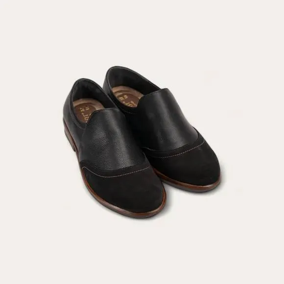 NEW NAOT women's angin slip on shoes - medium in black