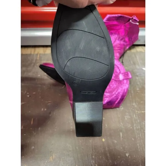 New Nine West Fushia boots sz8