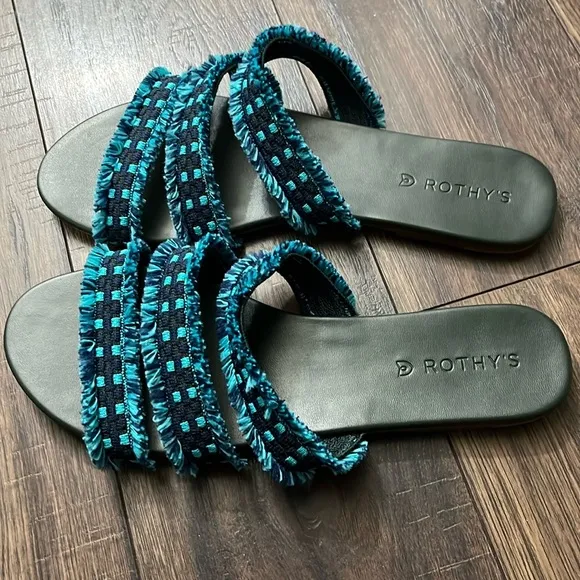 NEW Rothy’s Triple Band Teal Navy Blue Fringe Sandals Size 11