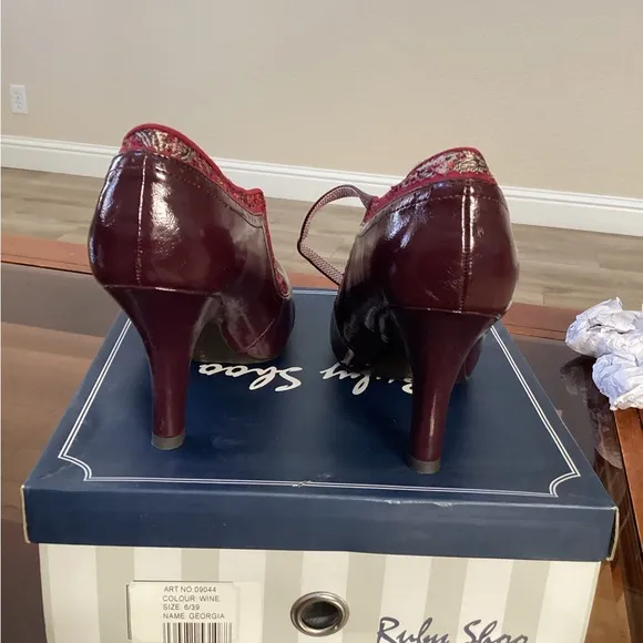 New Ruby Shoo Style Vintage Women's Burgundy Heels with Bow Detail