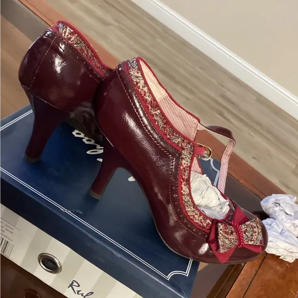 New Ruby Shoo Style Vintage Women's Burgundy Heels with Bow Detail