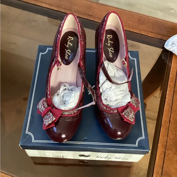 New Ruby Shoo Style Vintage Women's Burgundy Heels with Bow Detail