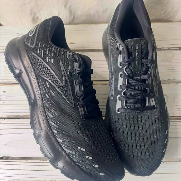 NEW Size 12 BROOKS Glycerin 20 Triple Black Women's Running Shoes