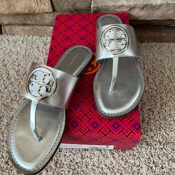 New!!  Tory Burch Benton Sandals Silver with Silver Logo.  Size 8.5 Dust Bag