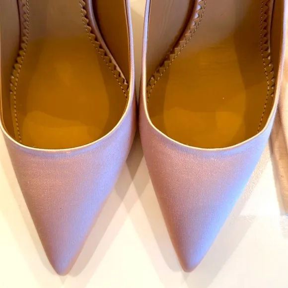 New TORY BURCH Pink Satin Slingback. Size 8.  Dust bag included.