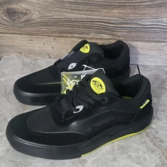 New Vans Wayvee Black Skateboarding Sneakers