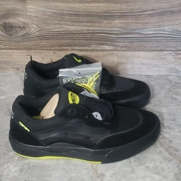 New Vans Wayvee Black Skateboarding Sneakers