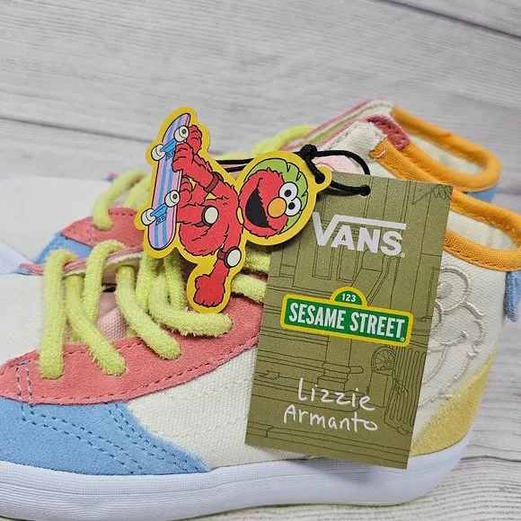 New Vans x‎ Sesame Street Kids Hi Tops Sneakers Size 13