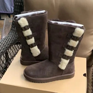 NEW WITH BOX UGG KLEA BOOTS, CHOCOLATE, SIZE 10