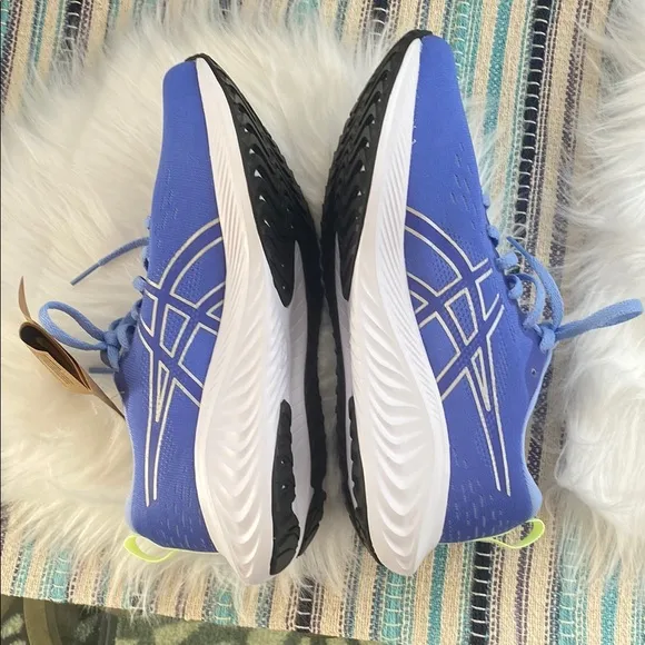 New with out box Asics Blue Athletic Shoes