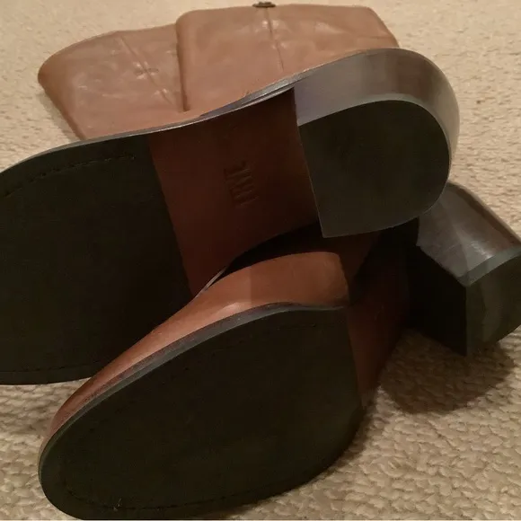 New without box Frye boots size 5.5