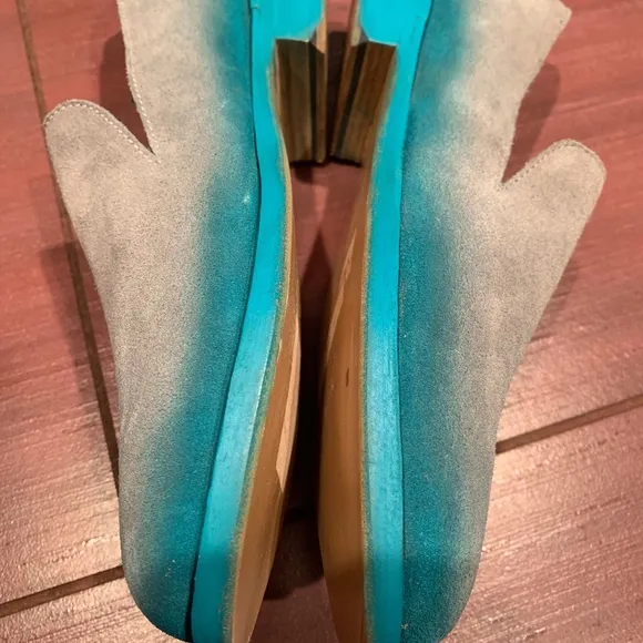 New without tags Esquivel suede loafers