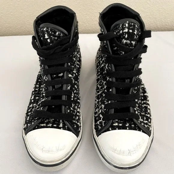 NEW YSL Unisex Tweed Printed Sneakers in Black/White. Size EU 37
