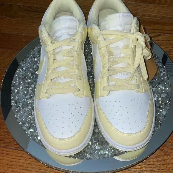 New Nike low dunk pastel yellow alabaster next nature sneakers size 11.5 W/10 M