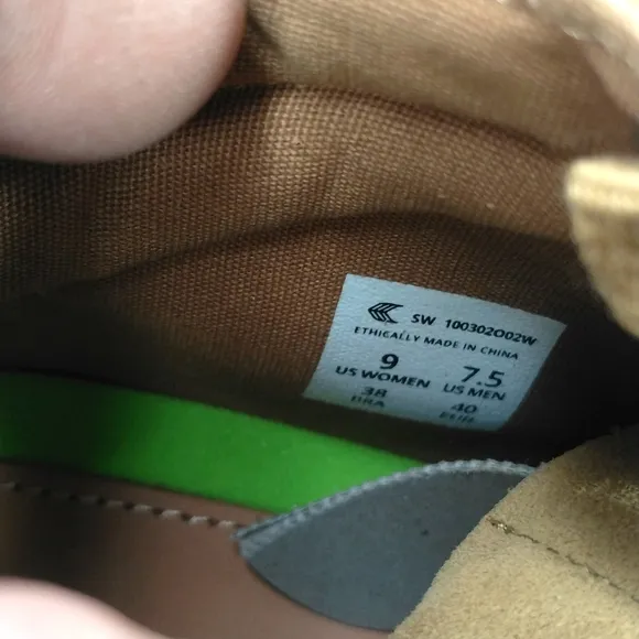 NIB Cariuma OCA High All Camel Suede Sneaker Unisex Men 7.5 Women 9