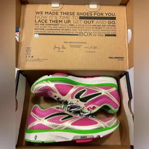 NIB Newton Women’s KISMET II Running Shoes Size 6.5