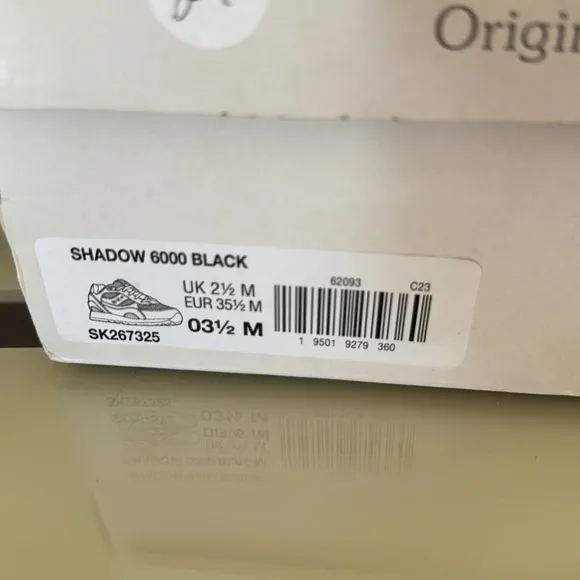 NIB Saucony Shadow 6000 Kids Sneakers