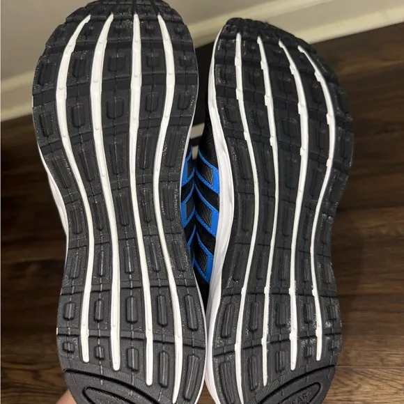 NIB/NWT Adidas Men’s ClimaCool Black/Bright Blue Running Shoes size 11.5
