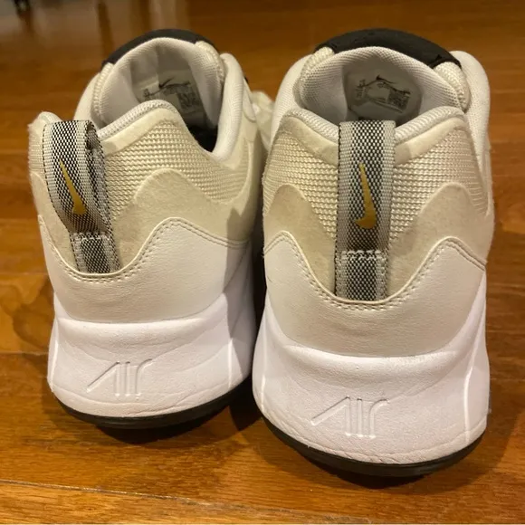 Nike Air 200 Men's White Sneakers Size 13 Athletic Casual