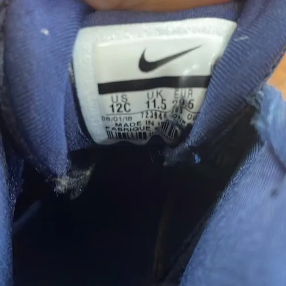 Nike Air Foamposite One Navy Gum (GS) Sneakers. Size 12c.