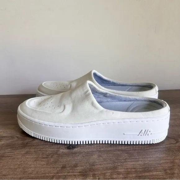 Nike Air Force 1 Lover XX Premium Sail Women's Slip On Size 9 SKU#241270