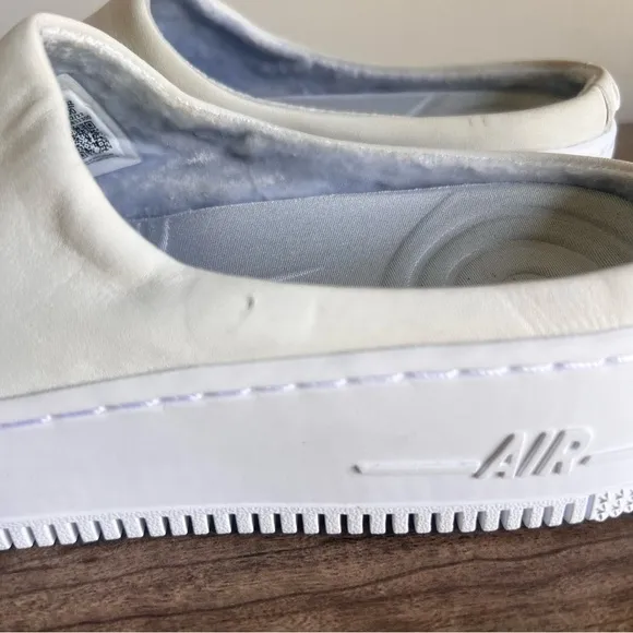 Nike Air Force 1 Lover XX Premium Sail Women's Slip On Size 9 SKU#241270
