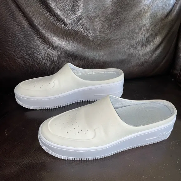 Nike Air Force 1 Lover XX Reimagined Off White' Slip-On Women's size 6.5 shoes
