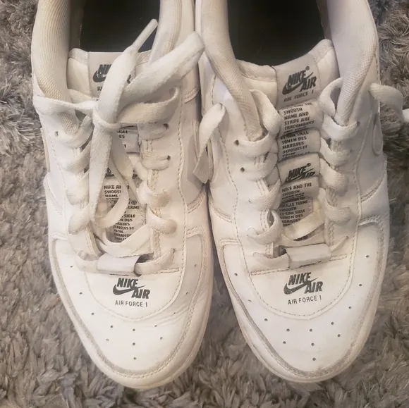 Nike Air Force 1 LV8 Double Air Sneakers